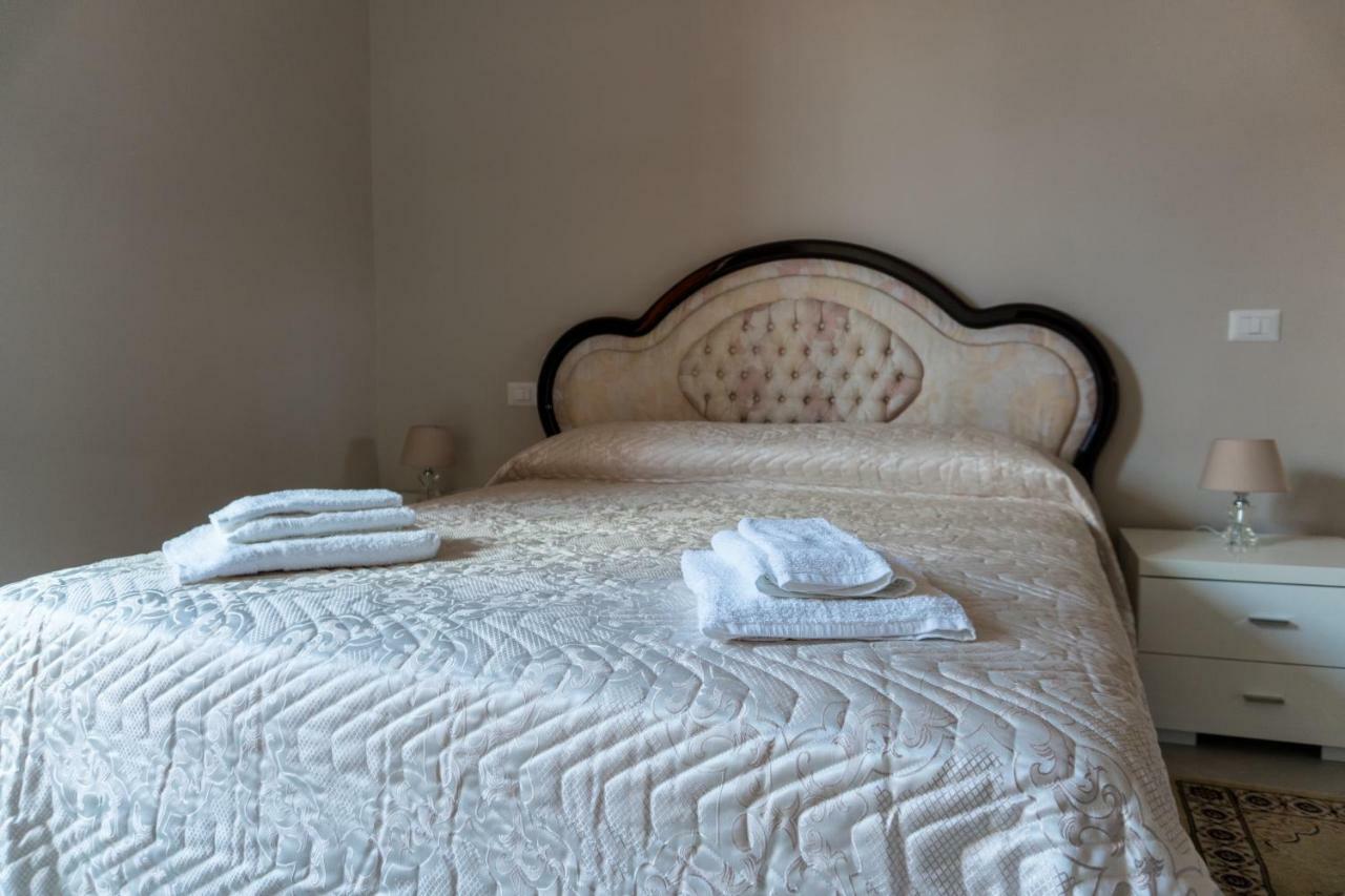 Da Nonna Maria Bed and Breakfast Boscotrecase Eksteriør billede